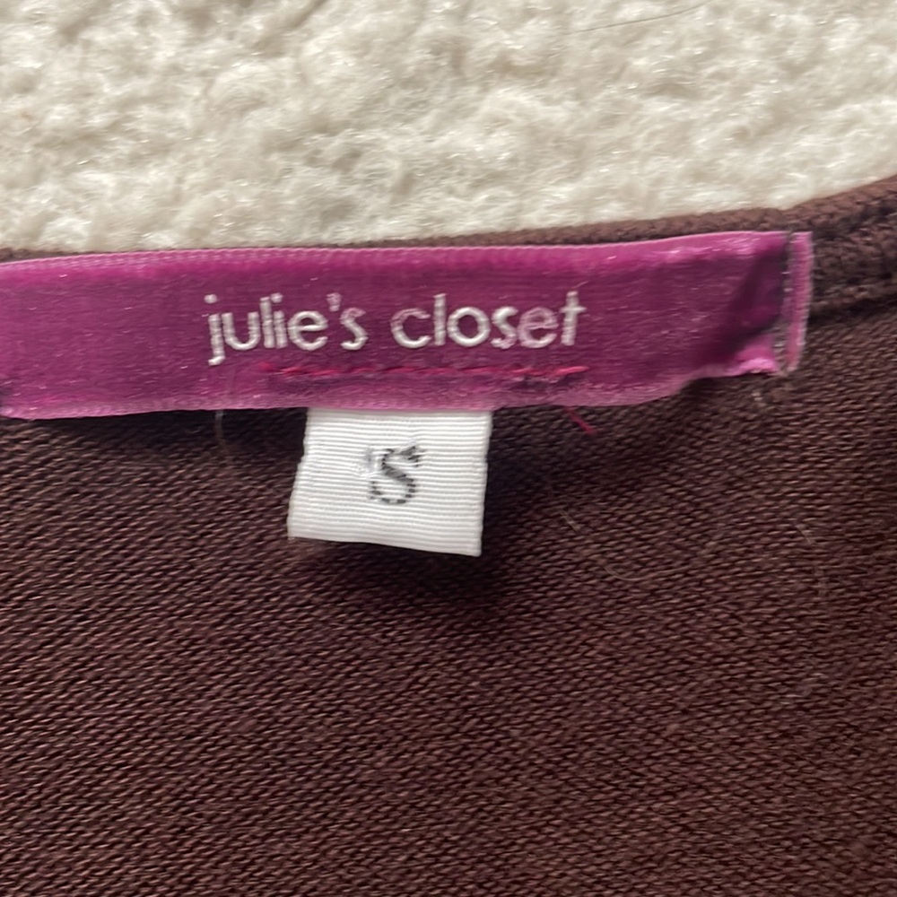 Julie’s Closet Pullover Brown Top Size Small 3/4 Length Sleeves - Picture 2 of 4